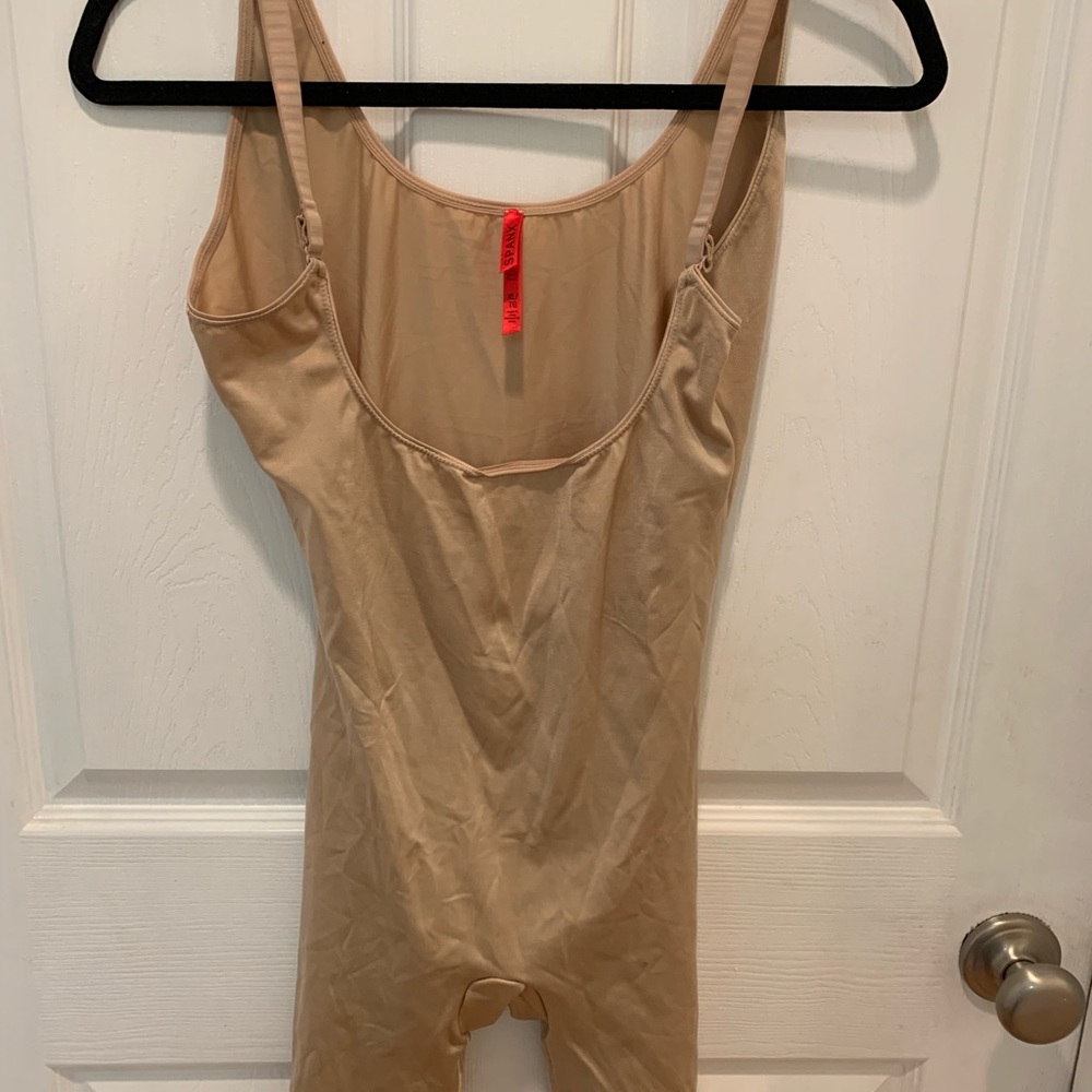 One piece spanx size xl nude worn once.